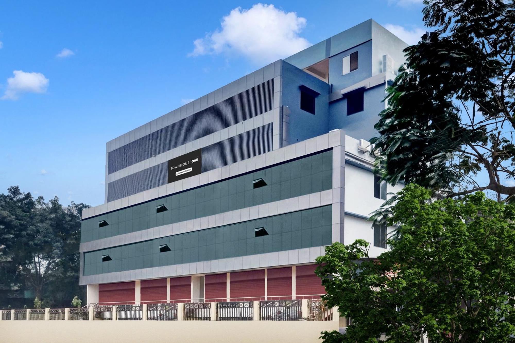 Townhouse Oak Sarusajai Stadium Dispur Exterior photo